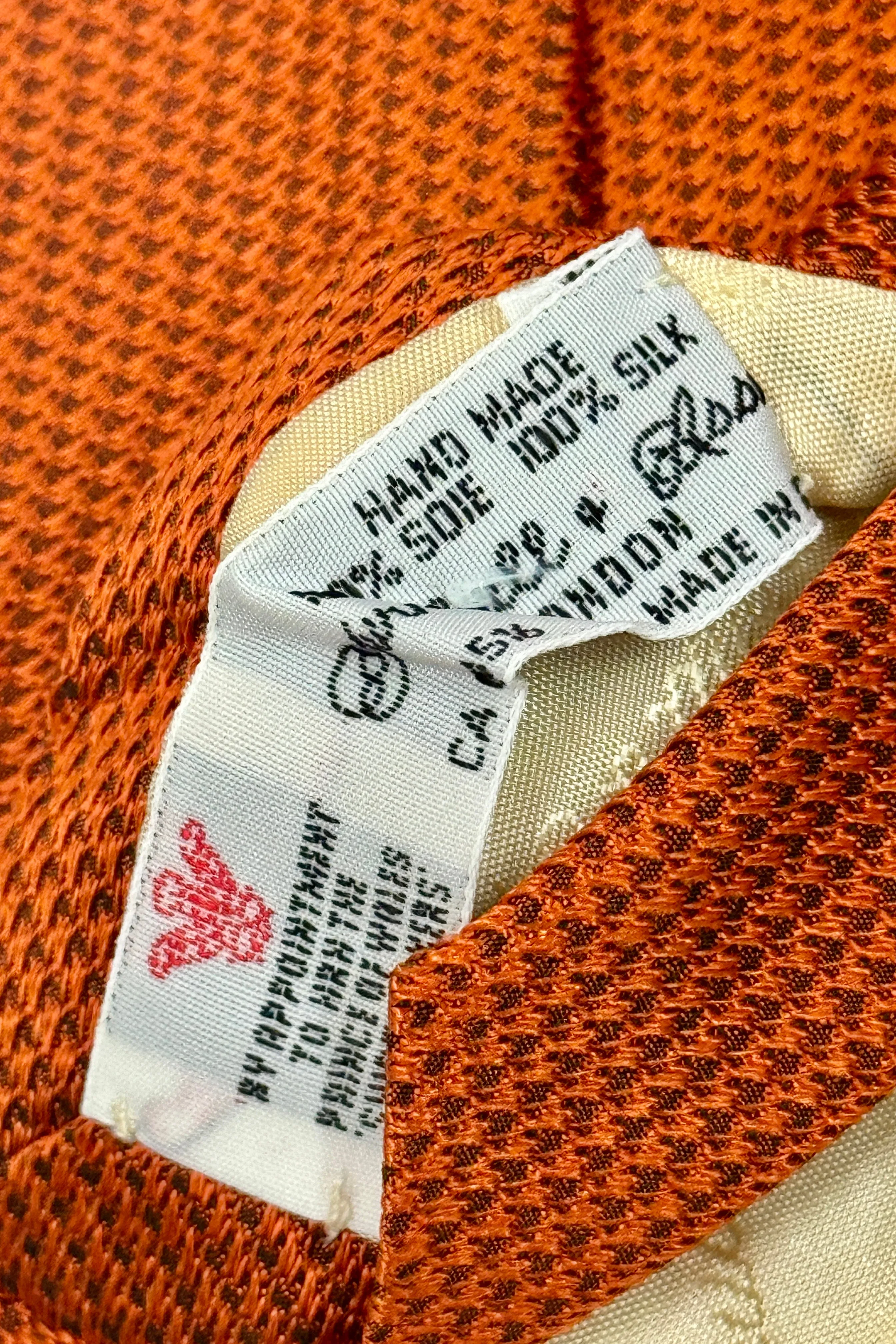 1990’S TURNBULL & ASSER MADE IN ENGLAND 100% ITALIAN SILK ORANGE HANDMADE TIE