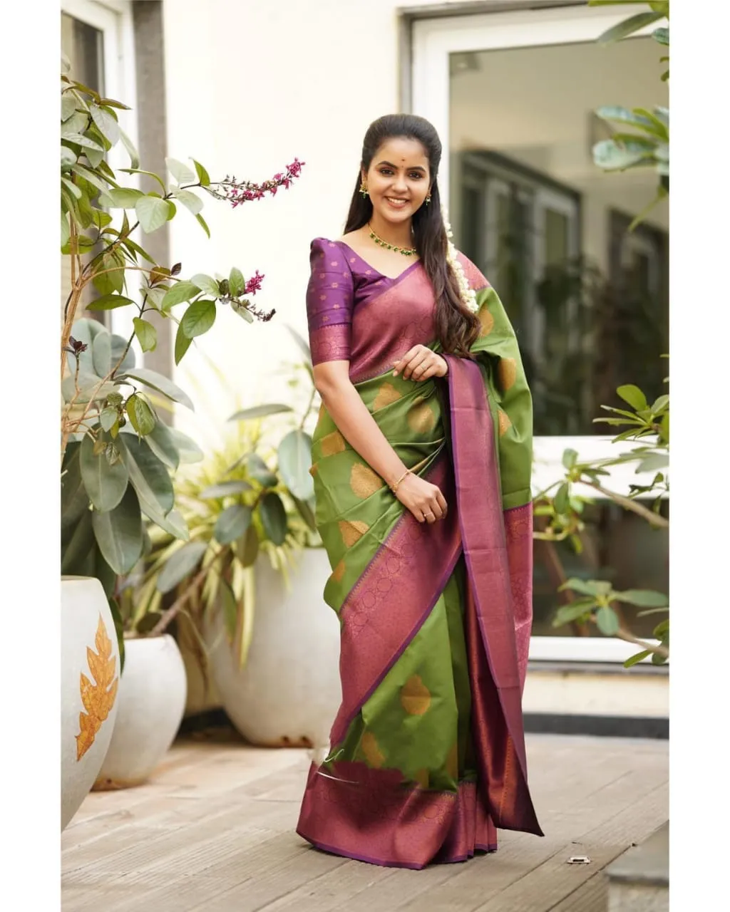 Artistic Green Soft Silk Saree With Supernal Blouse Piece