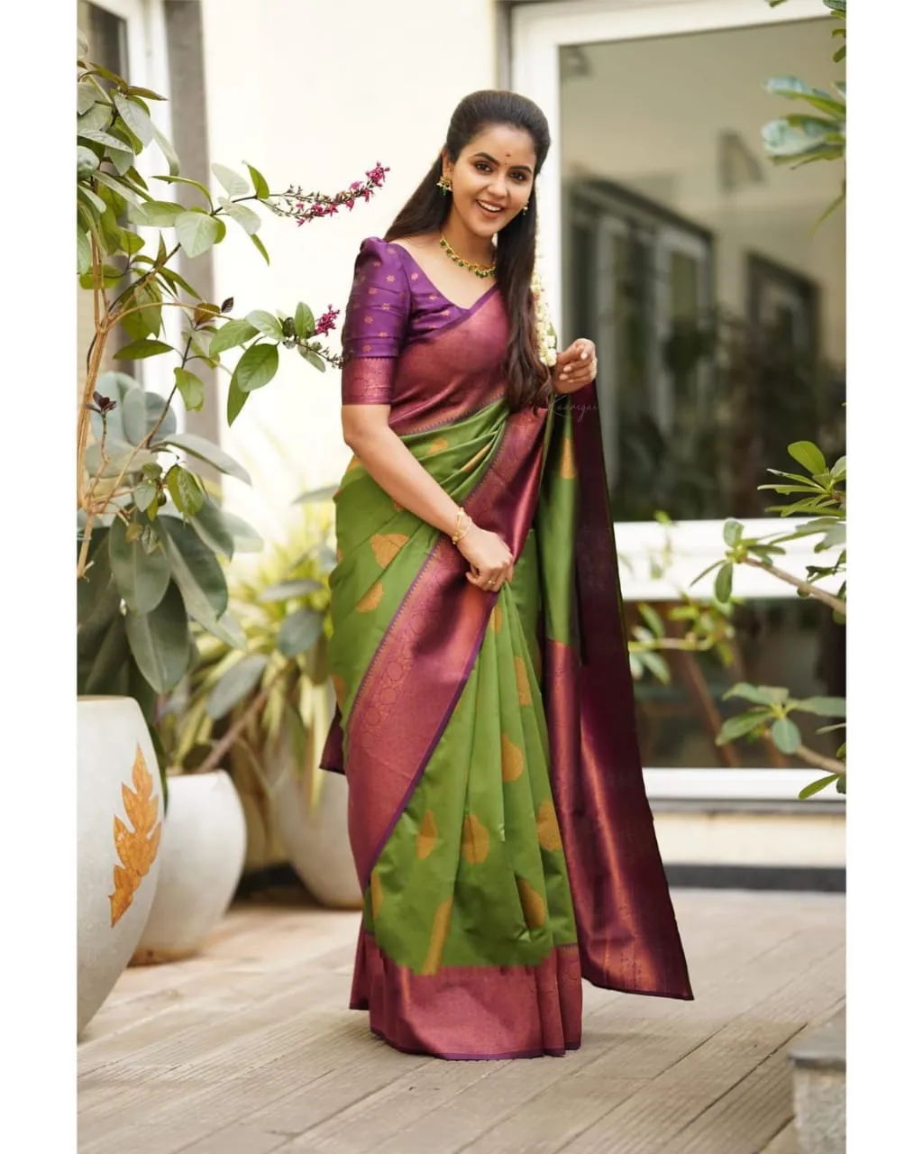 Artistic Green Soft Silk Saree With Supernal Blouse Piece