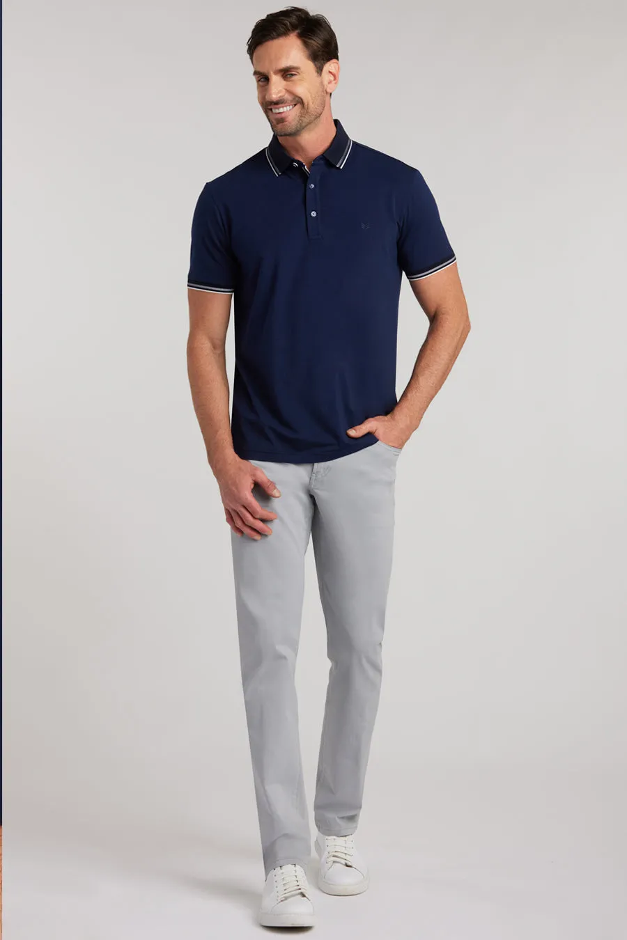Distinct Riff In Icy Cotton