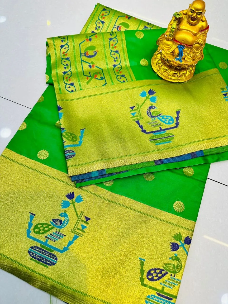 Sophisticated Green Paithani Silk Saree With Traditional Blouse Piece