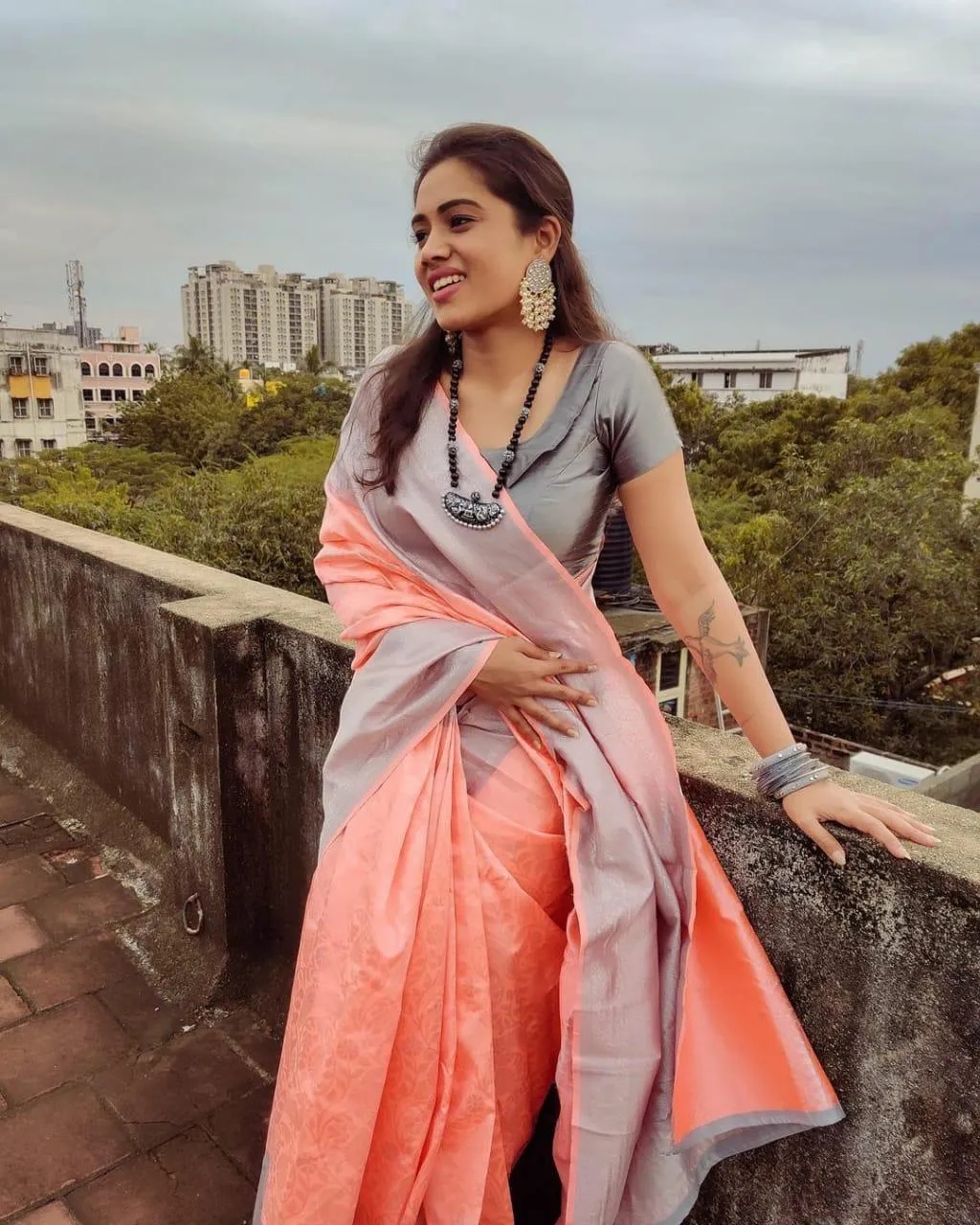Sophisticated Pink Soft Silk Saree With Outstanding Blouse Piece