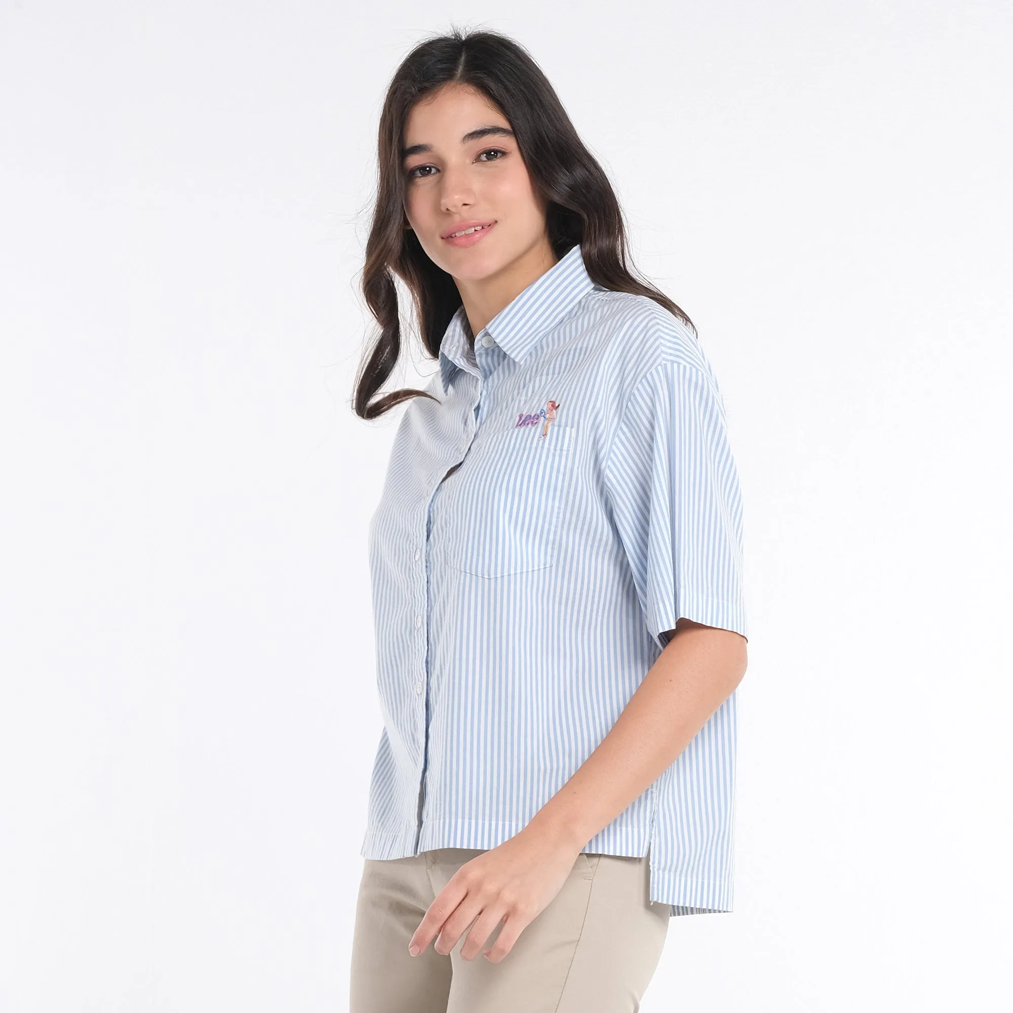 WOMEN LOOSE STRIPES PHOTO